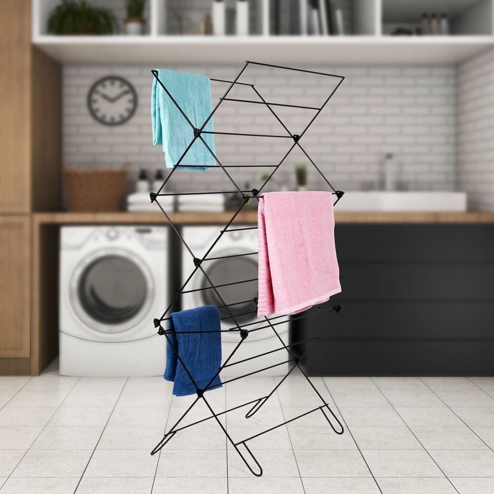 Black vertical laundry dryer 57x120 cm