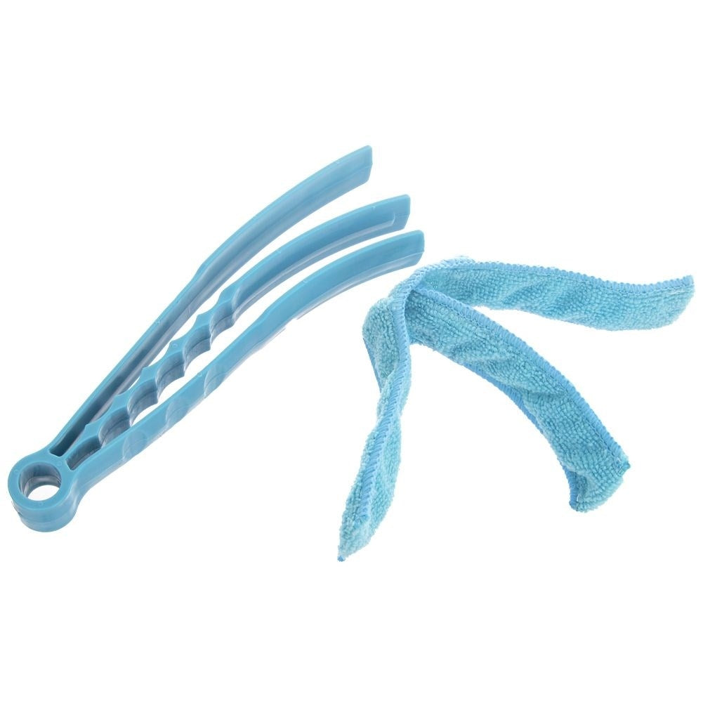 Blind cleaning set with two replaceable inserts