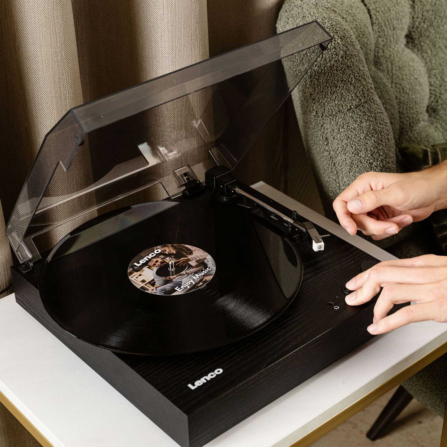 Bluetooth Record Player with Speakers, AT3600L Cartridge