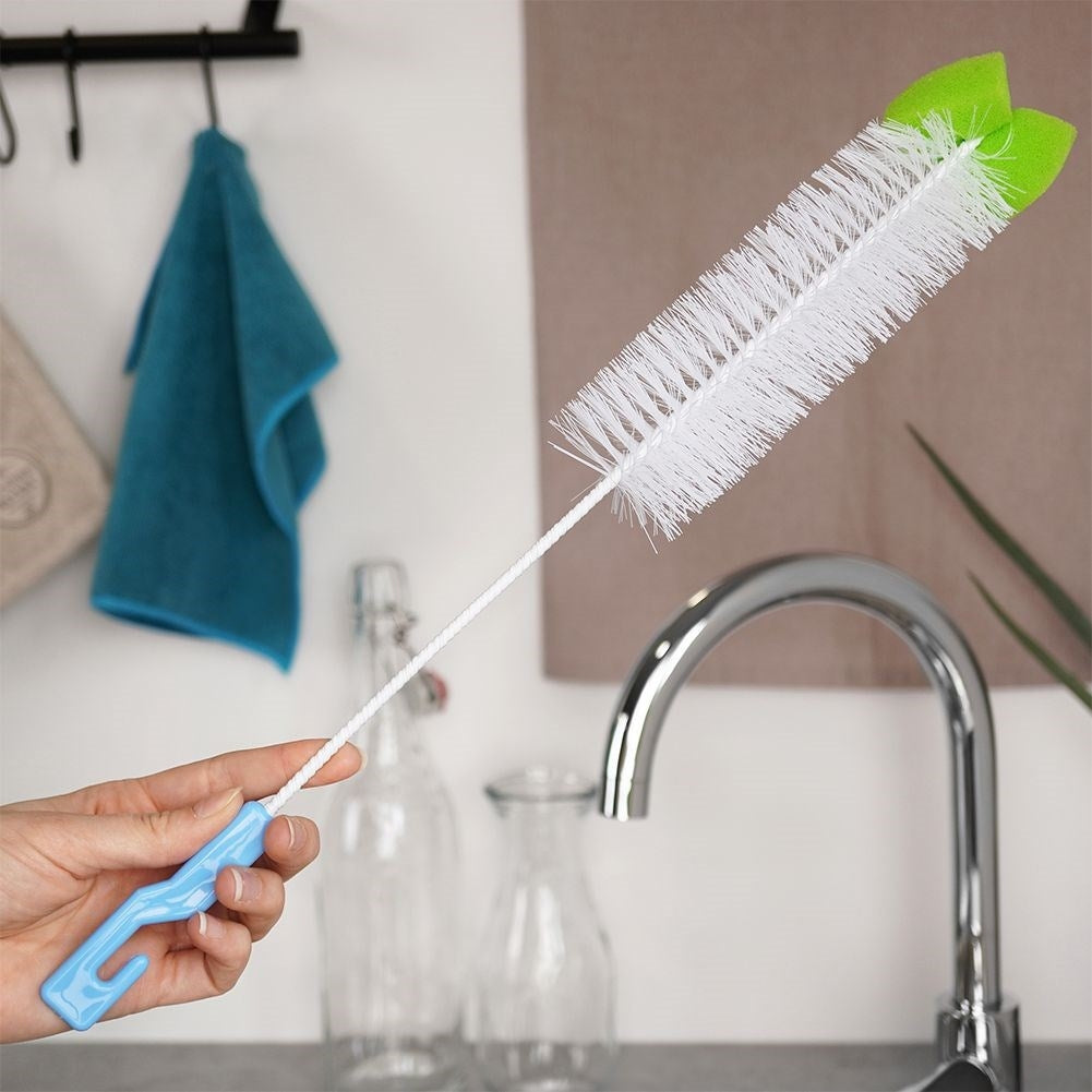 Bottle brush for narrow necks, vases and baby bottles