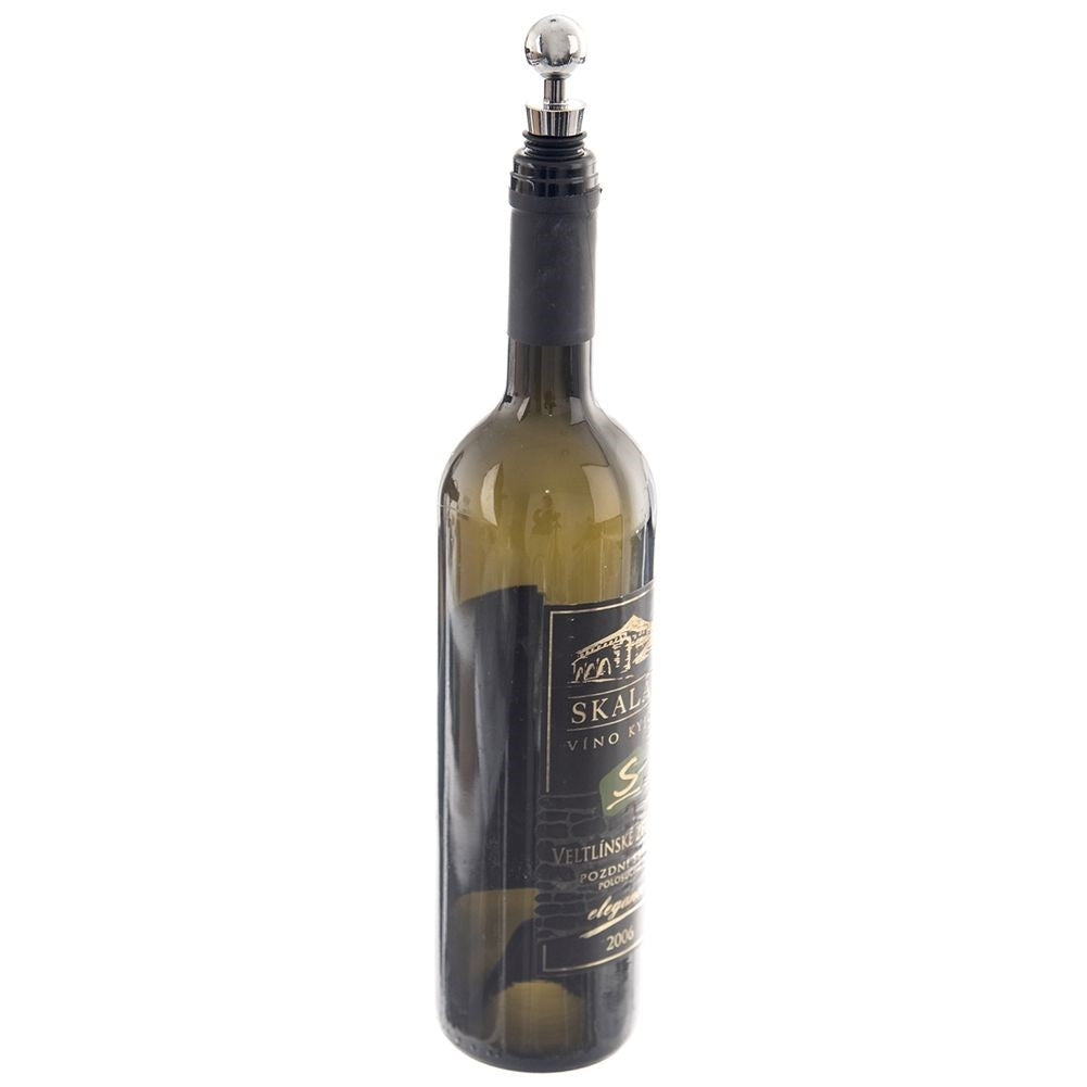 Bottle stopper for wine - preserves taste and aroma longer
