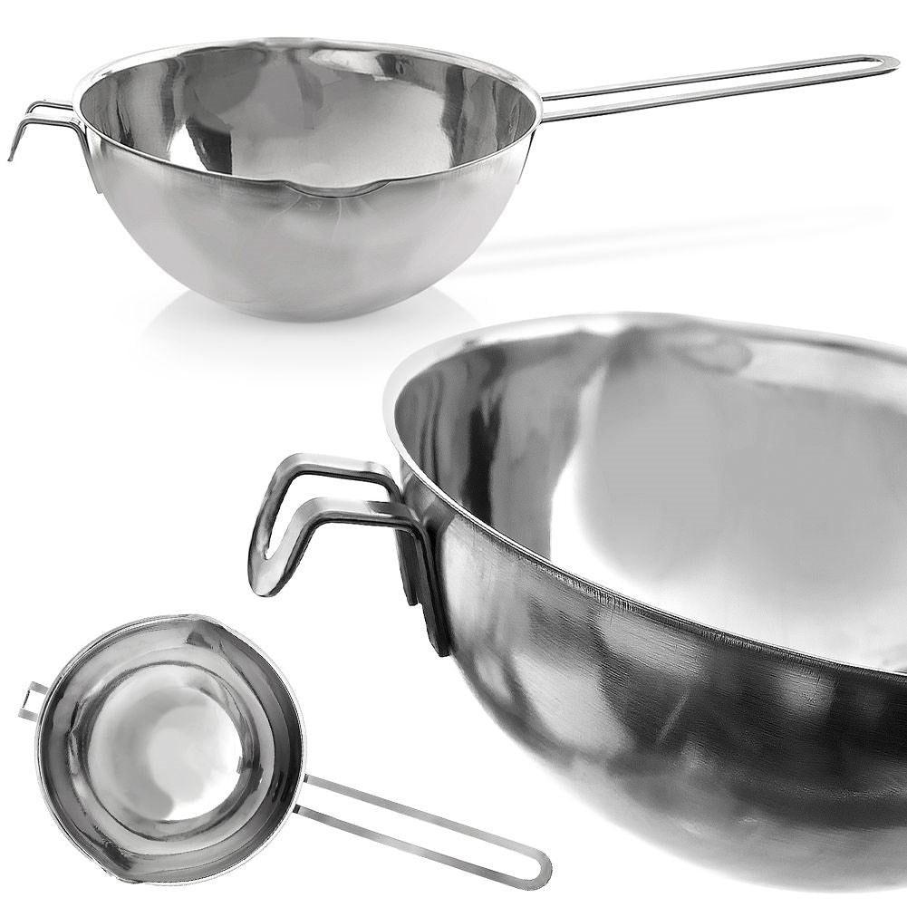 Bowl for melting chocolate and butter in a water bath