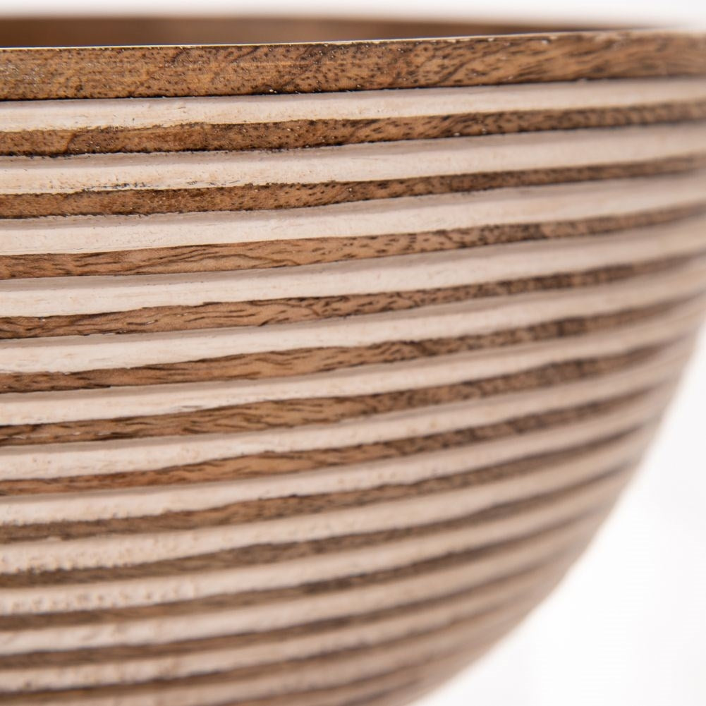 Bowl in exotic mango wood for fruit, vegetables and serving