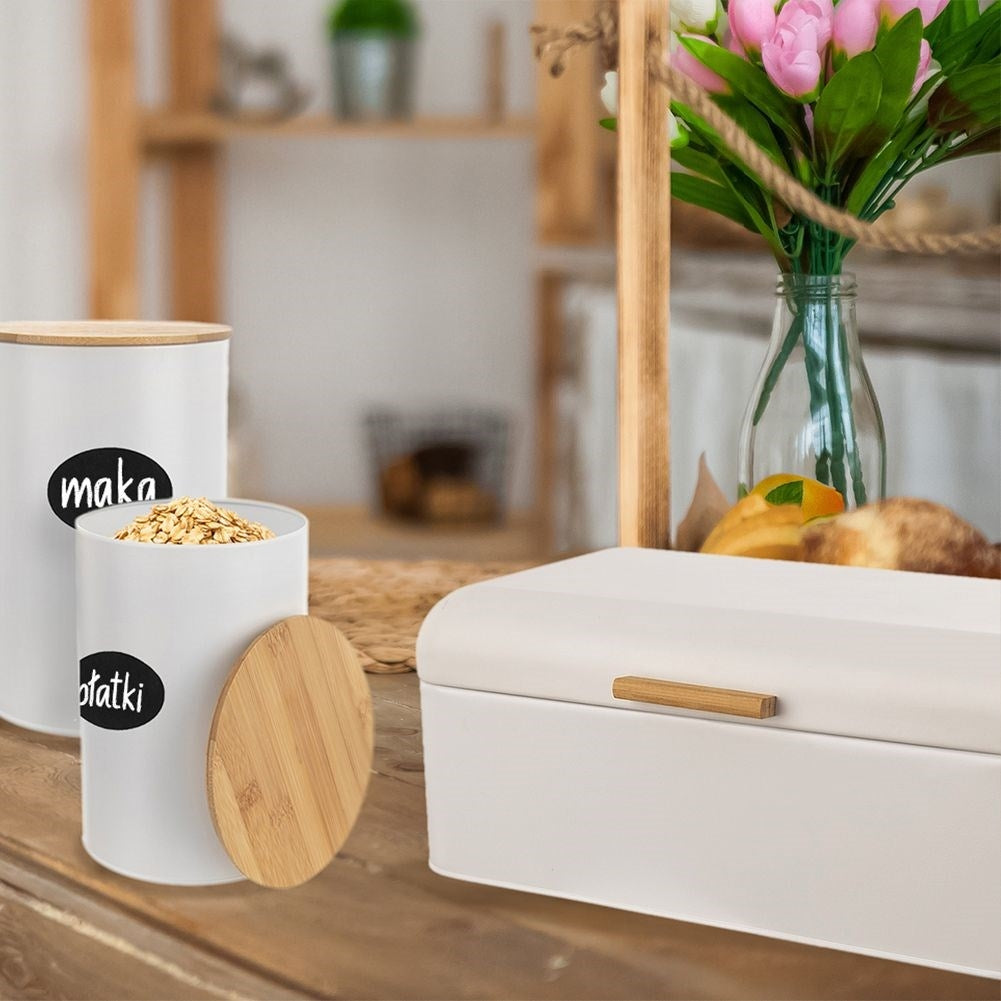 Bread box in white metal with bamboo handle - keeps bread fresh