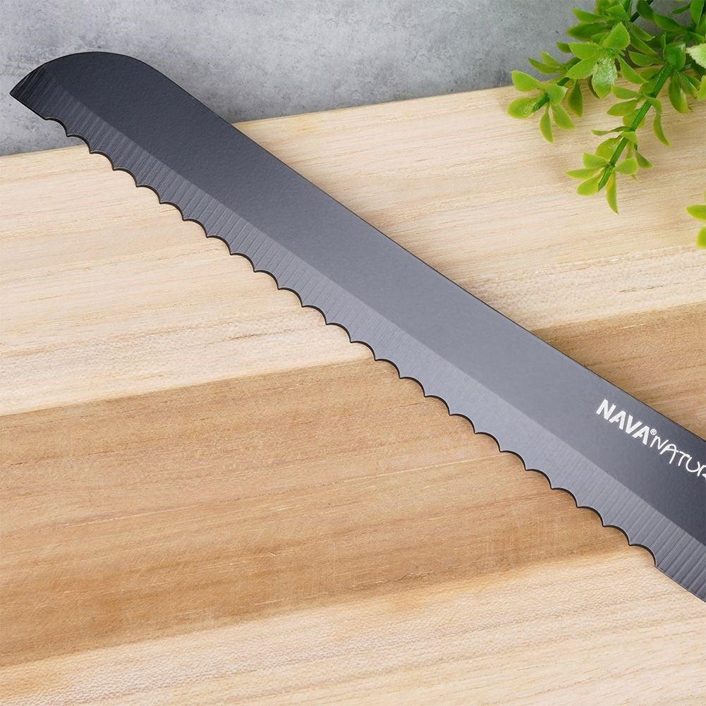 Bread knife 19 cm Serrated Blade Ergonomic Handle