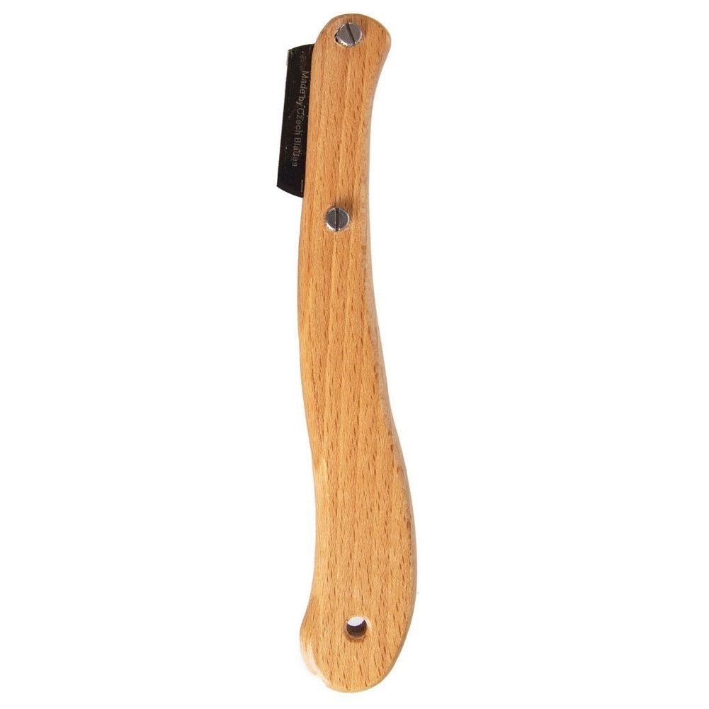 Bread knife for precise cutting and decoration of baked goods