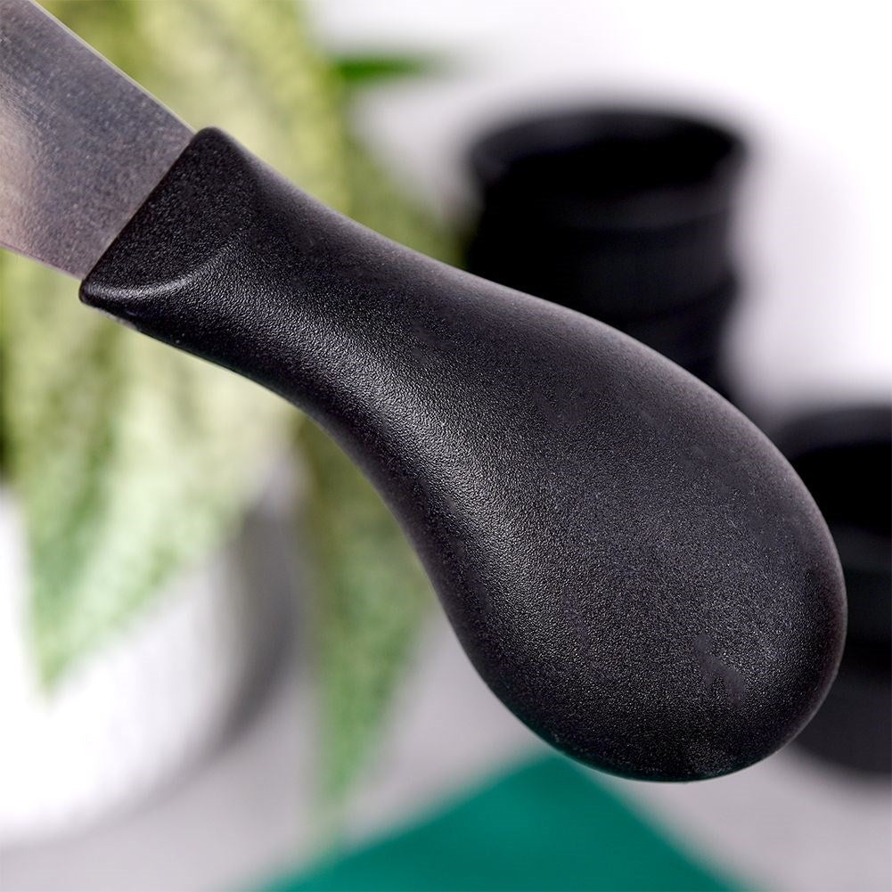 Butter knife in stainless steel with black plastic handle