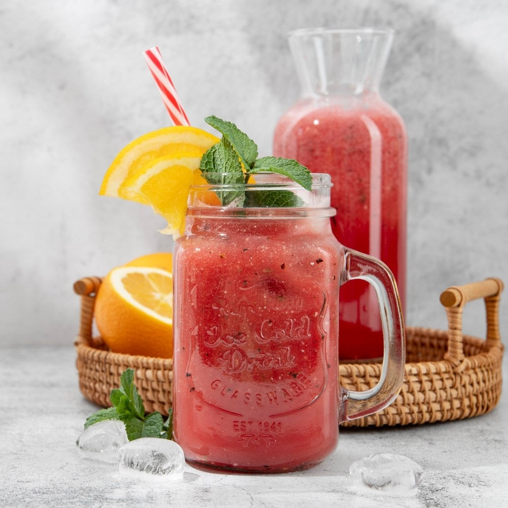 Can with Handle, Lid and Straw for Drinks