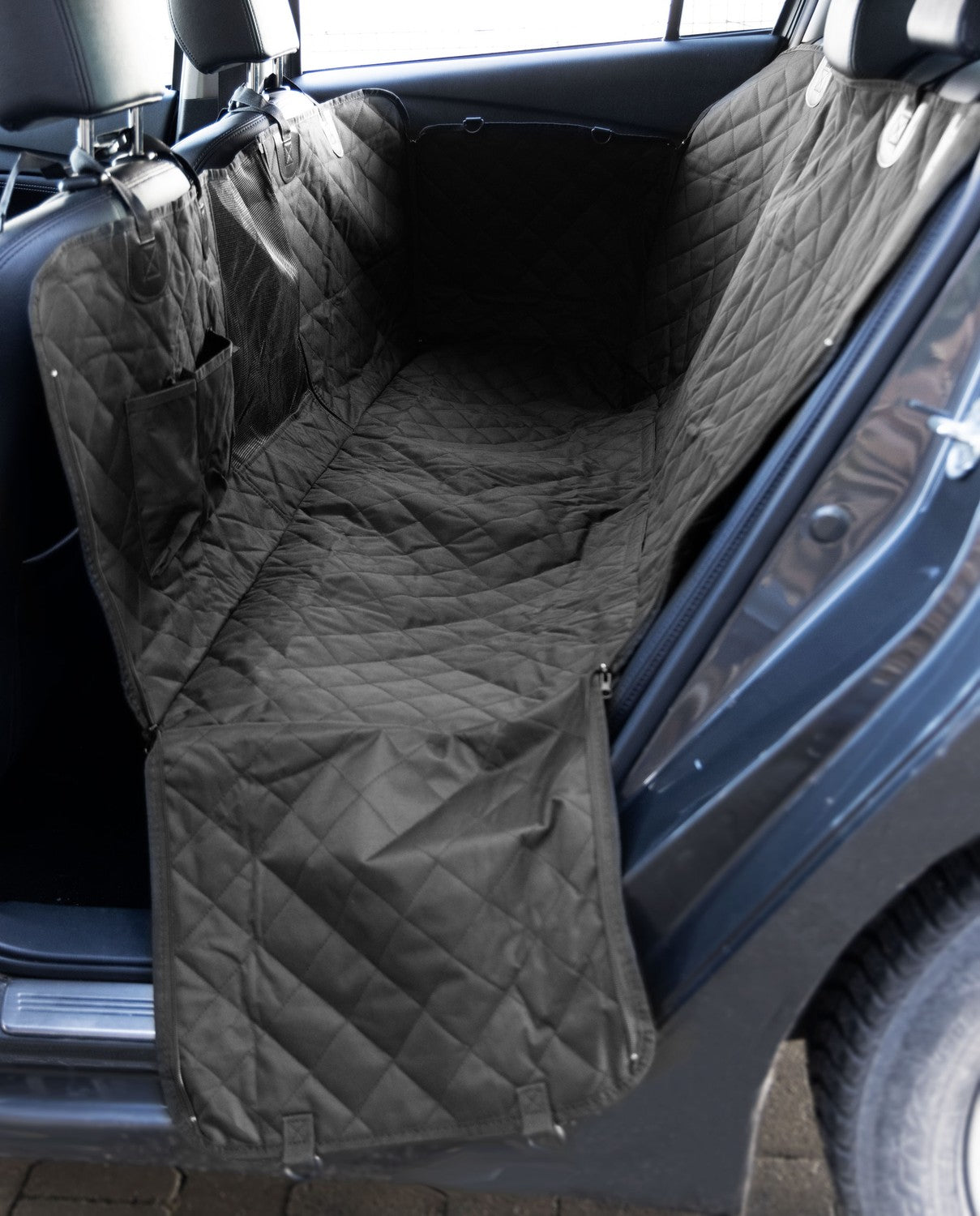 Car mat for dogs and sofas, universal size