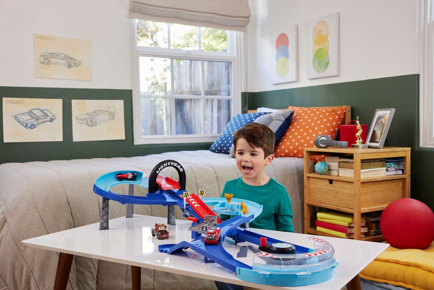 Cars Global Racers Cup Track Set