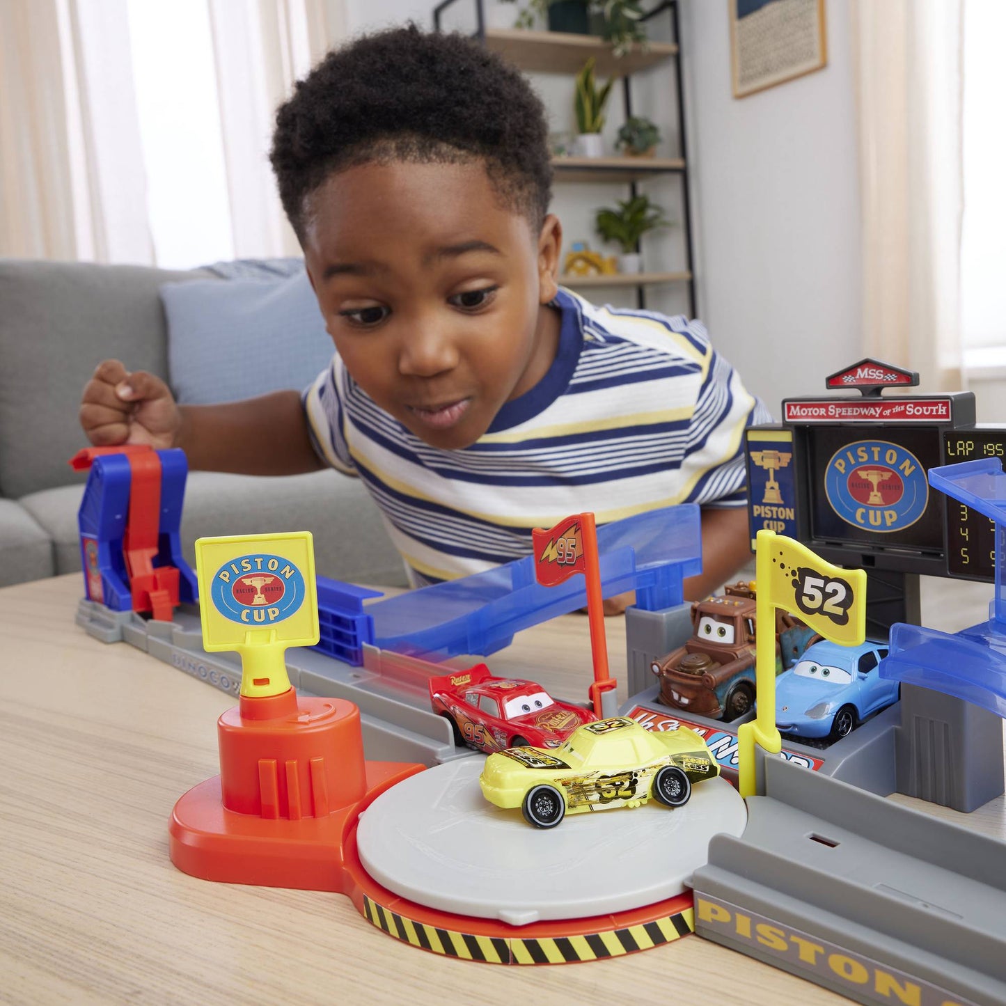 Cars Piston Cup Stunt Track Set with Lightning McQueen