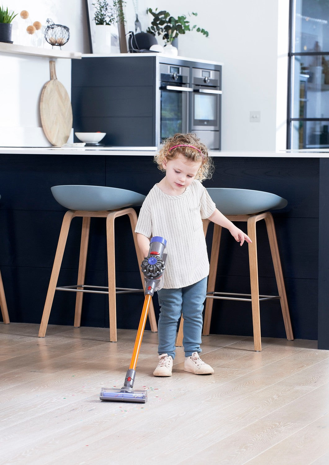 Casdon Dyson Cordless Play Vacuum Cleaner
