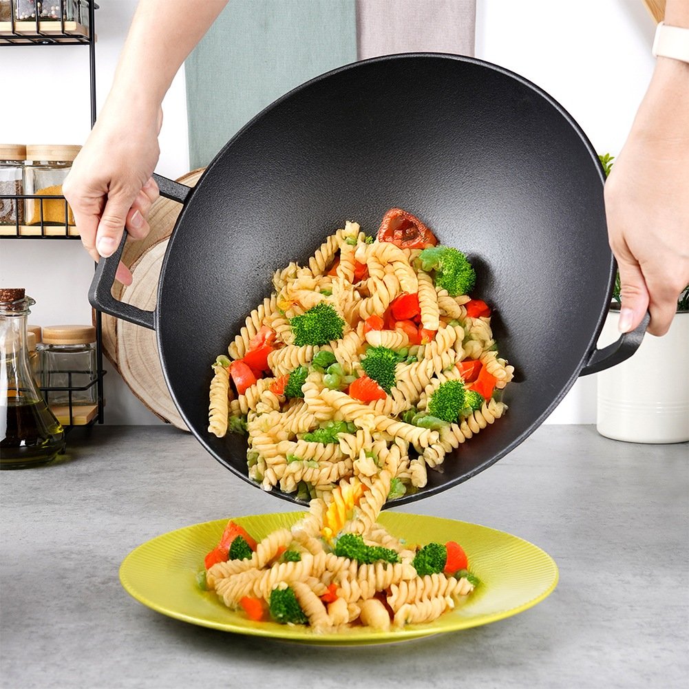 Cast Iron Wok Pan, 32 cm