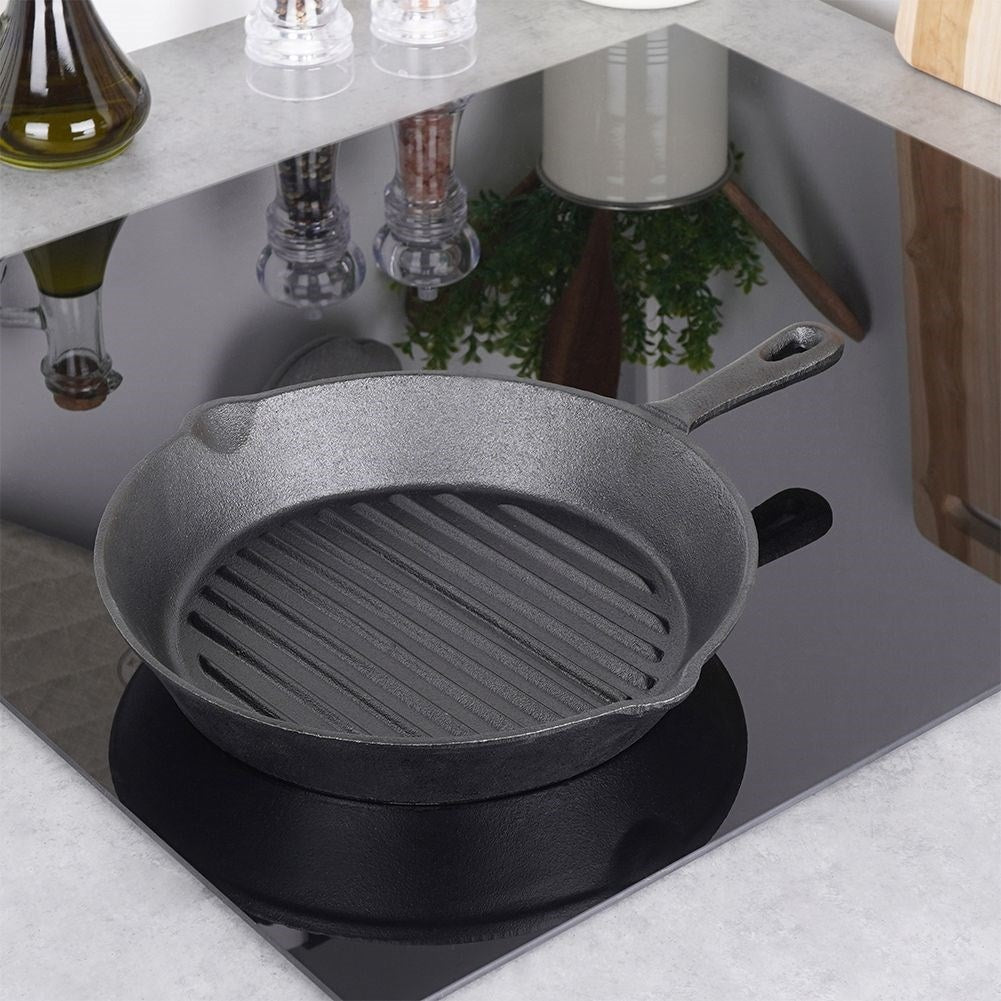 Cast iron frying pan 24 cm: Induction & oven safe