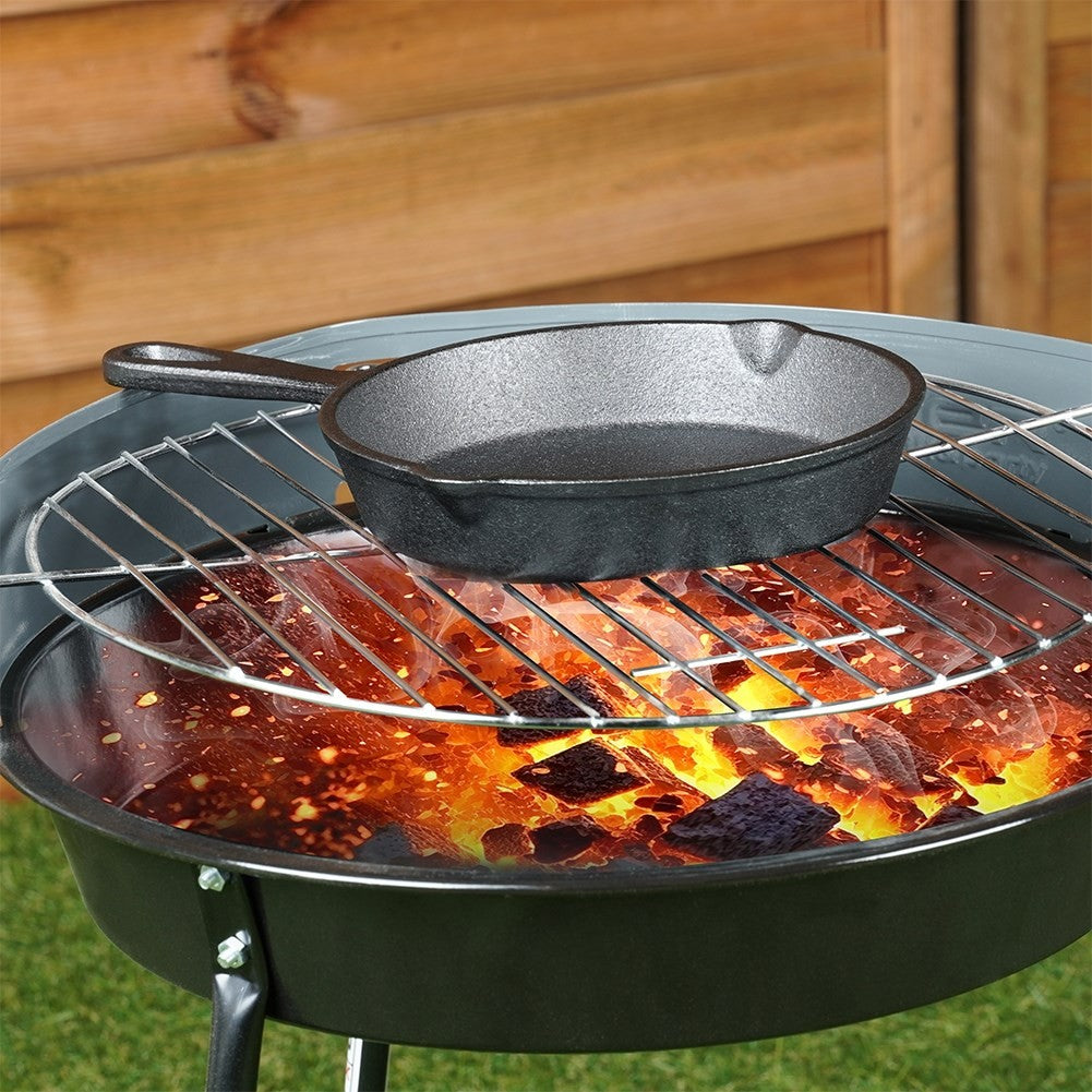 Cast iron pan 15 cm with spouts for all heat sources
