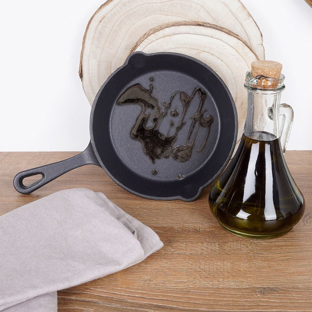 Cast iron pan 16 cm for meat, vegetables and potatoes