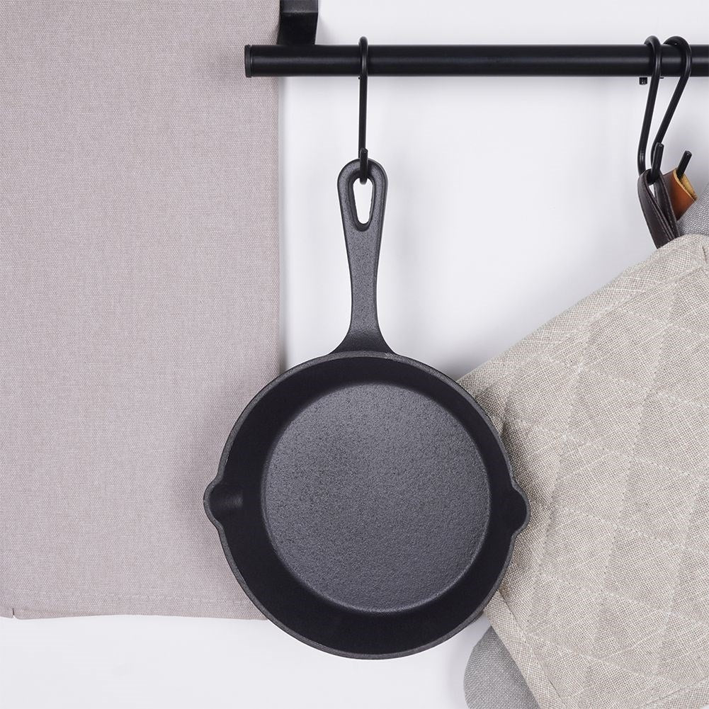 Cast iron pan 16 cm for meat, vegetables and potatoes