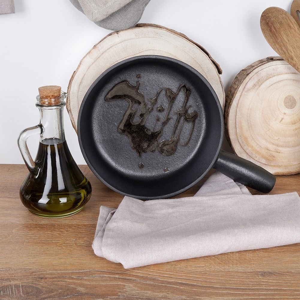 Cast iron pan 19 cm for oven, stove and open fire
