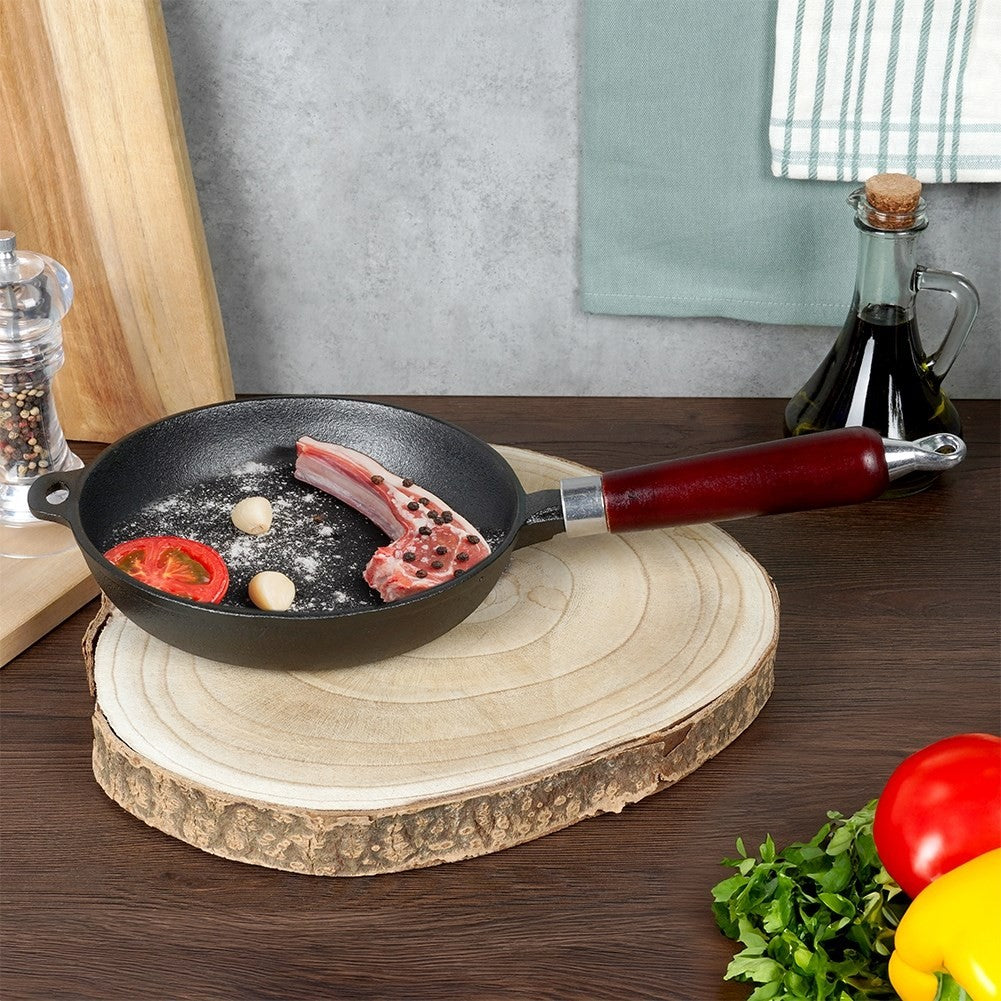 Cast iron pan 20 cm: Induction, Oven & Open Fire