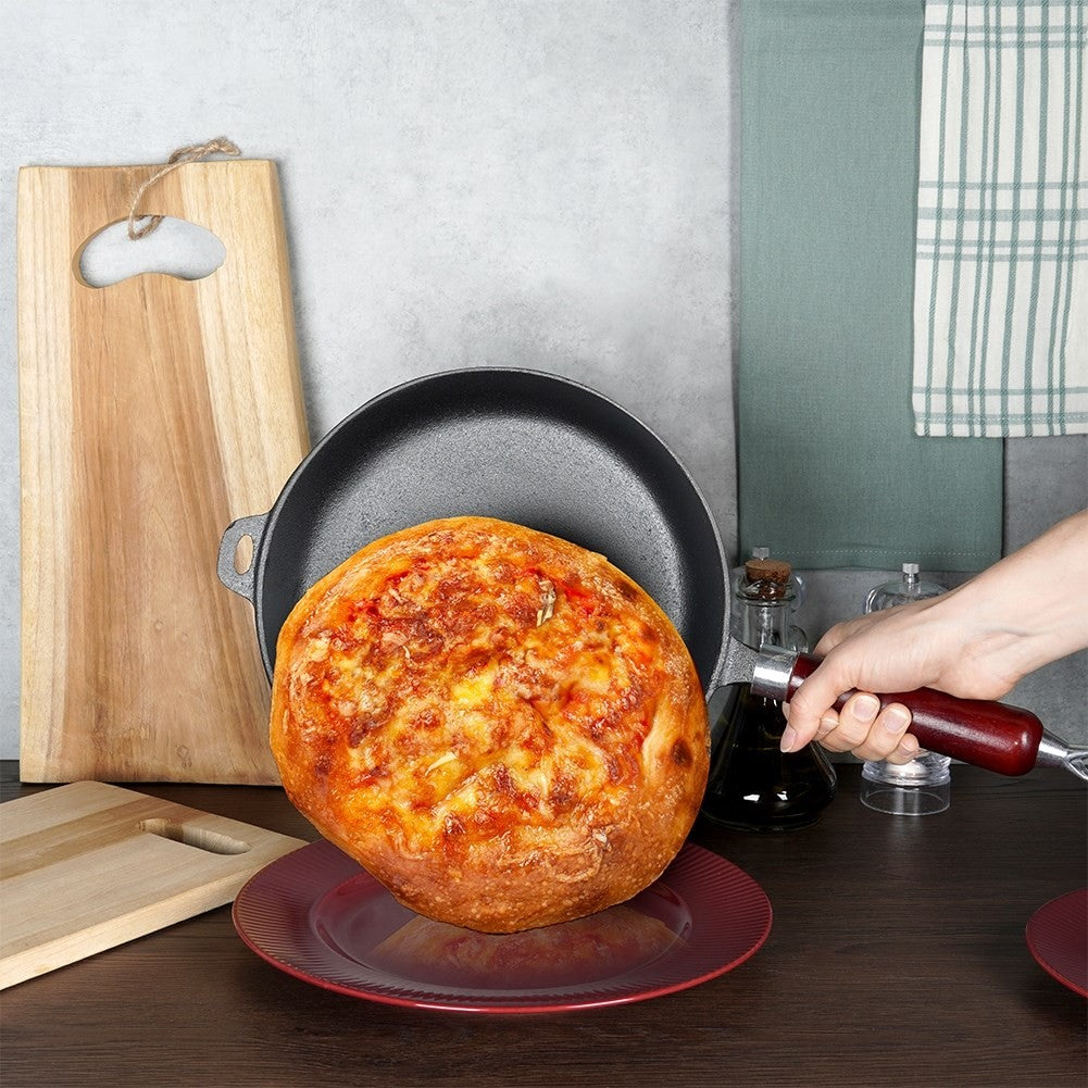 Cast iron pan 24 cm with wooden handle
