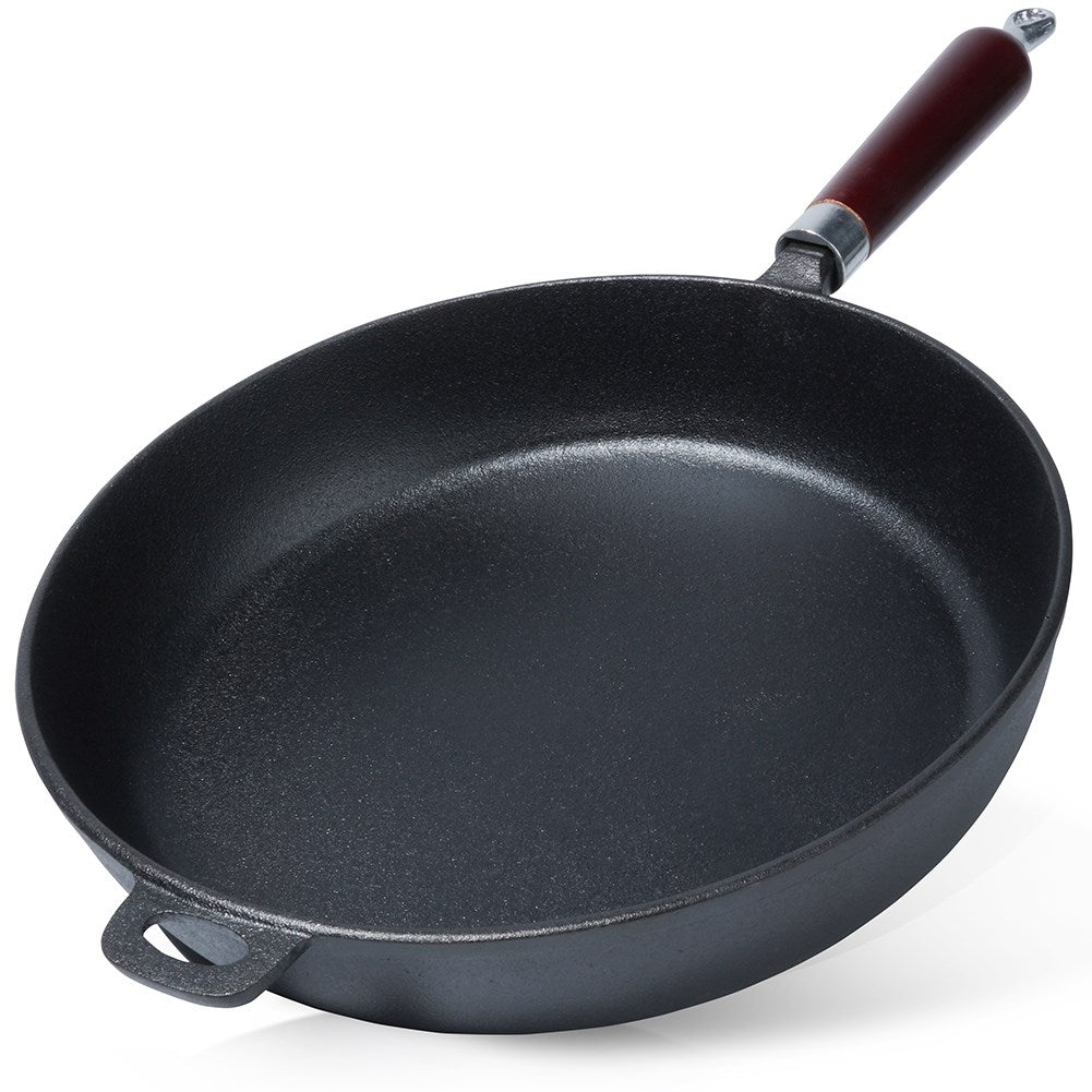 Cast iron pan 30 cm with wooden handle for all cooking