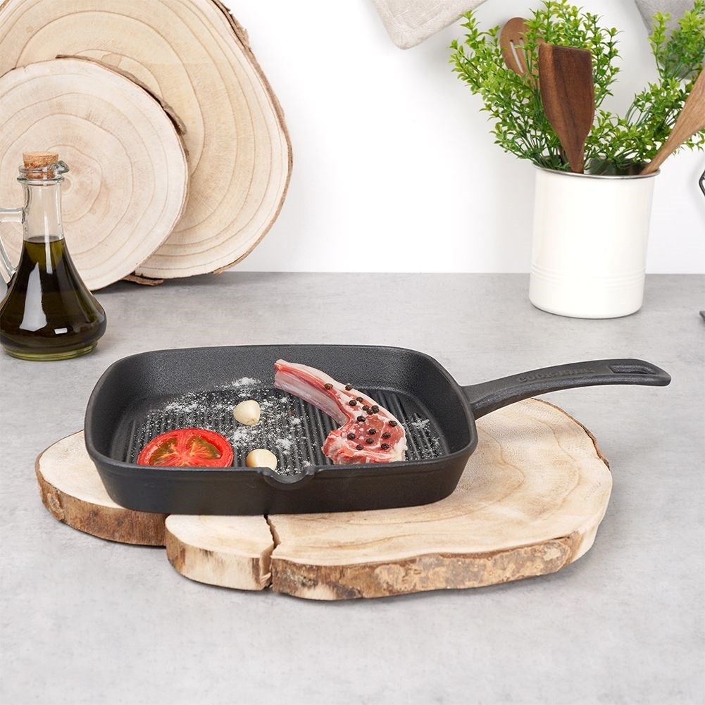 Cast iron pan for cooking on stove, oven and open fire