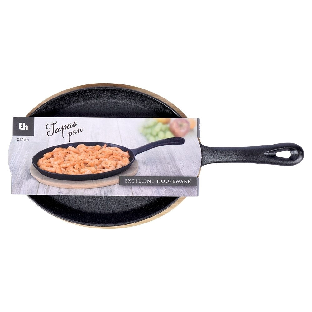 Cast iron pan for delicious dishes on the stove, oven or fire