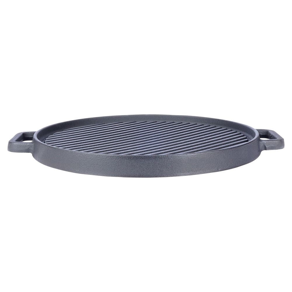 Cast iron pan for meat, vegetables and potatoes in oven or fire