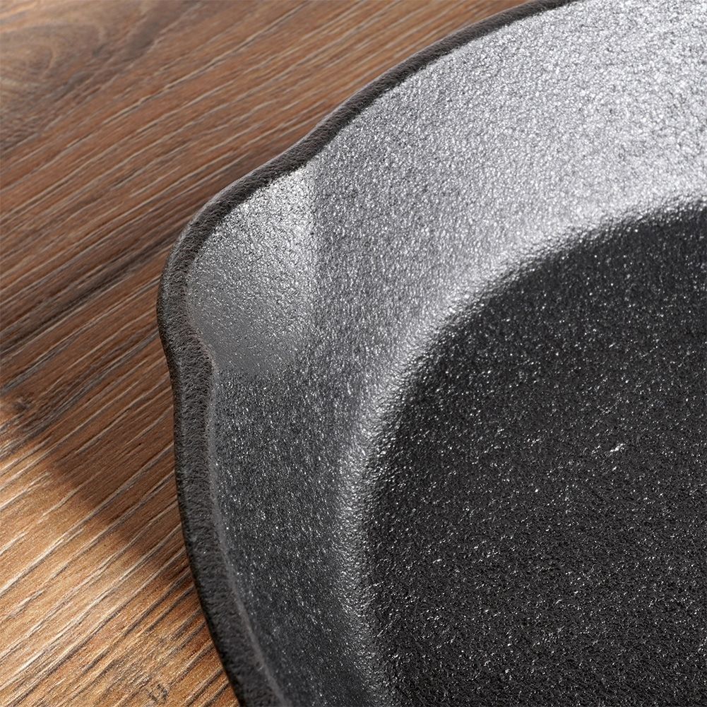Cast iron pan for oven, stove & open fire - cook deliciously!