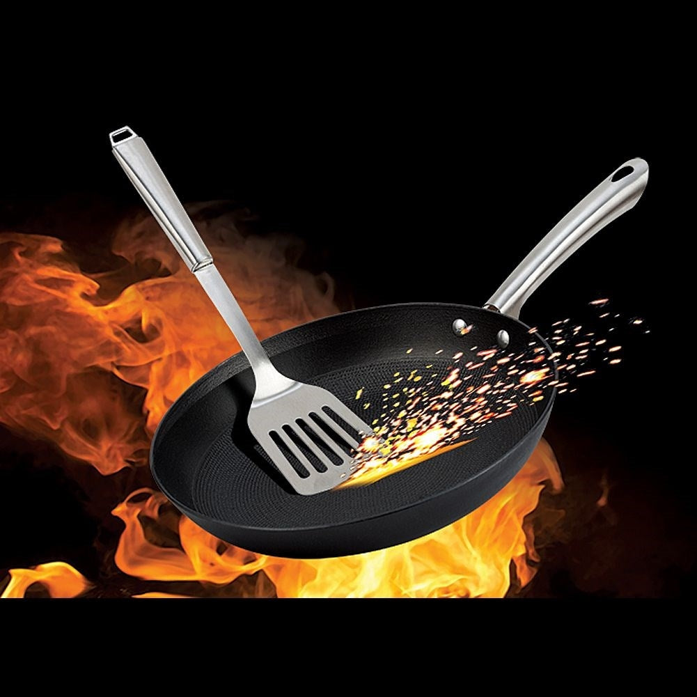 Cast iron pan with durable non-stick coating