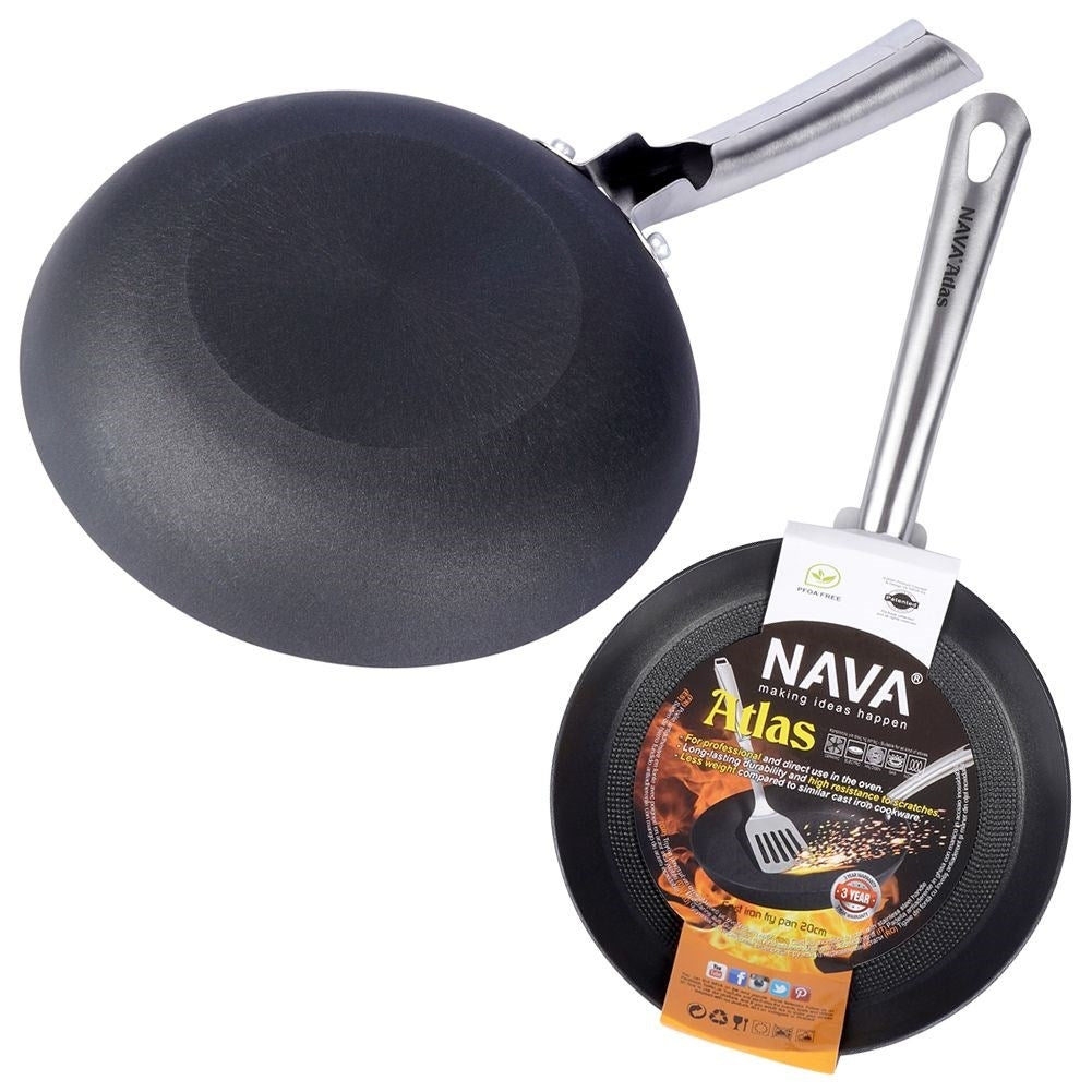 Cast iron pan with durable non-stick for frying and oven