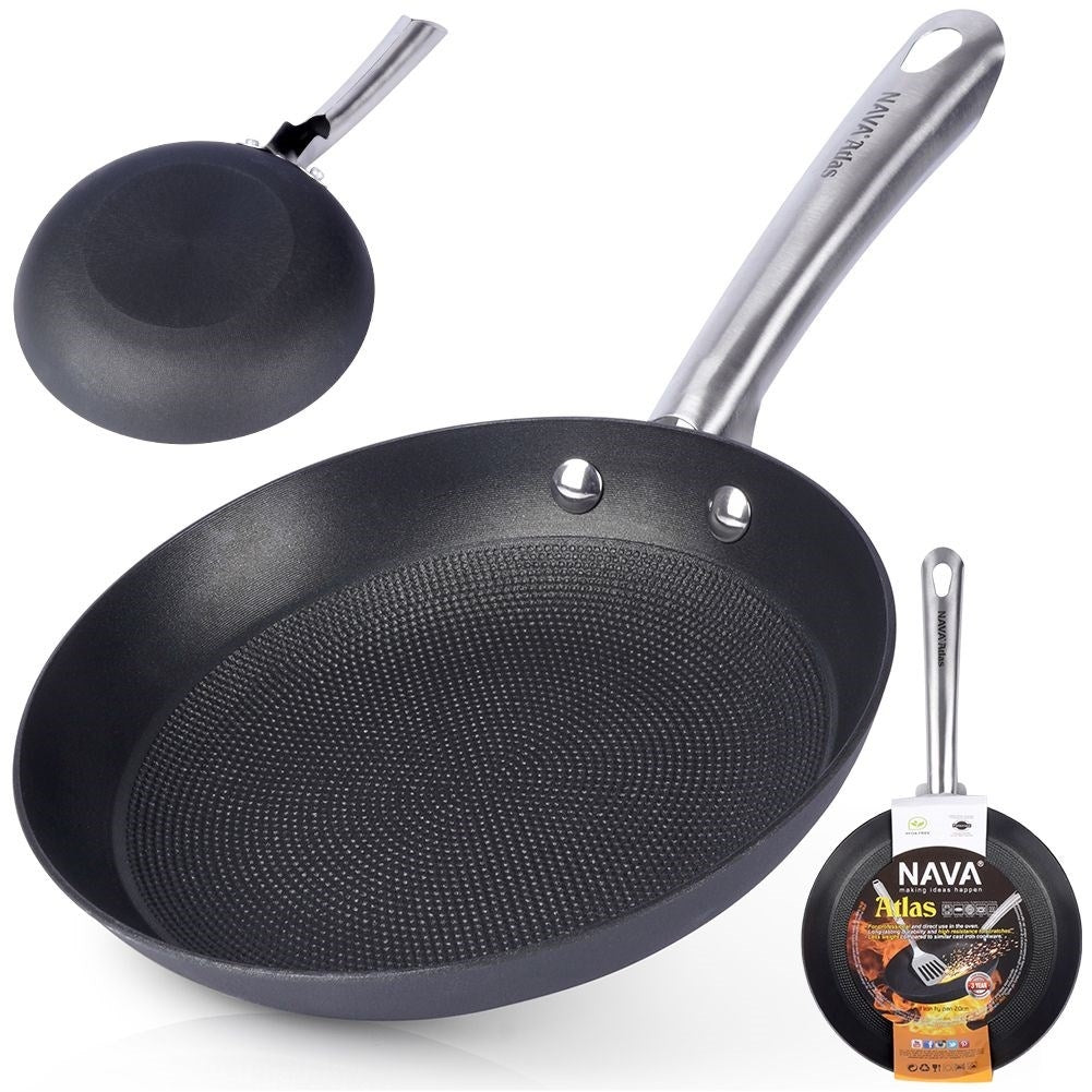 Cast iron pan with durable non-stick for frying and oven