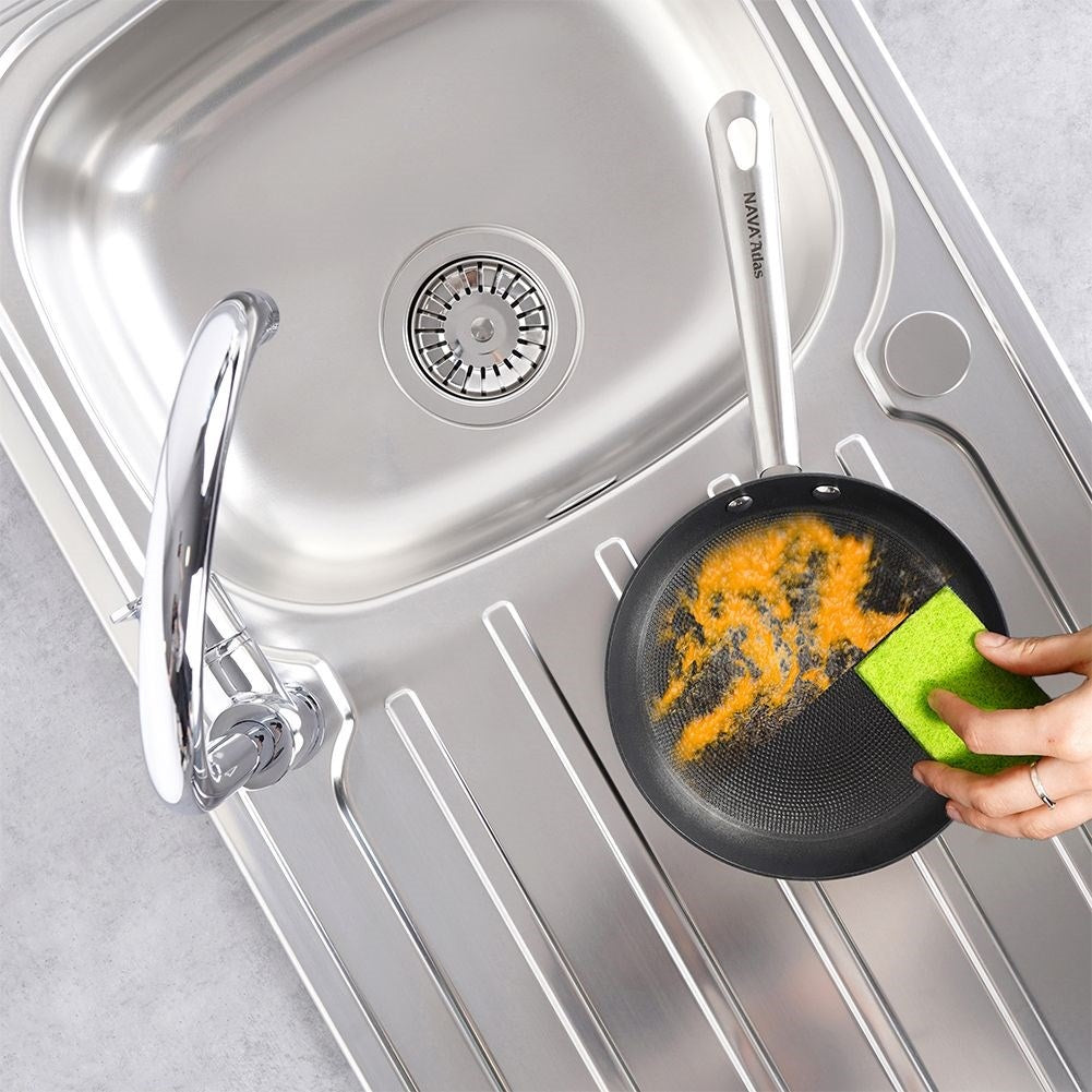 Cast iron pan with durable non-stick for frying and oven