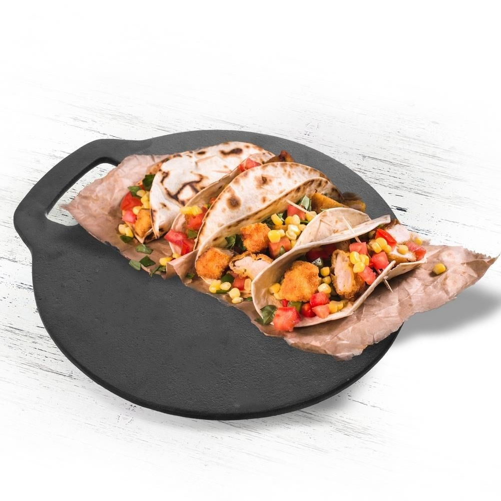 Cast iron plate for baking flatbreads, pizza and tortillas