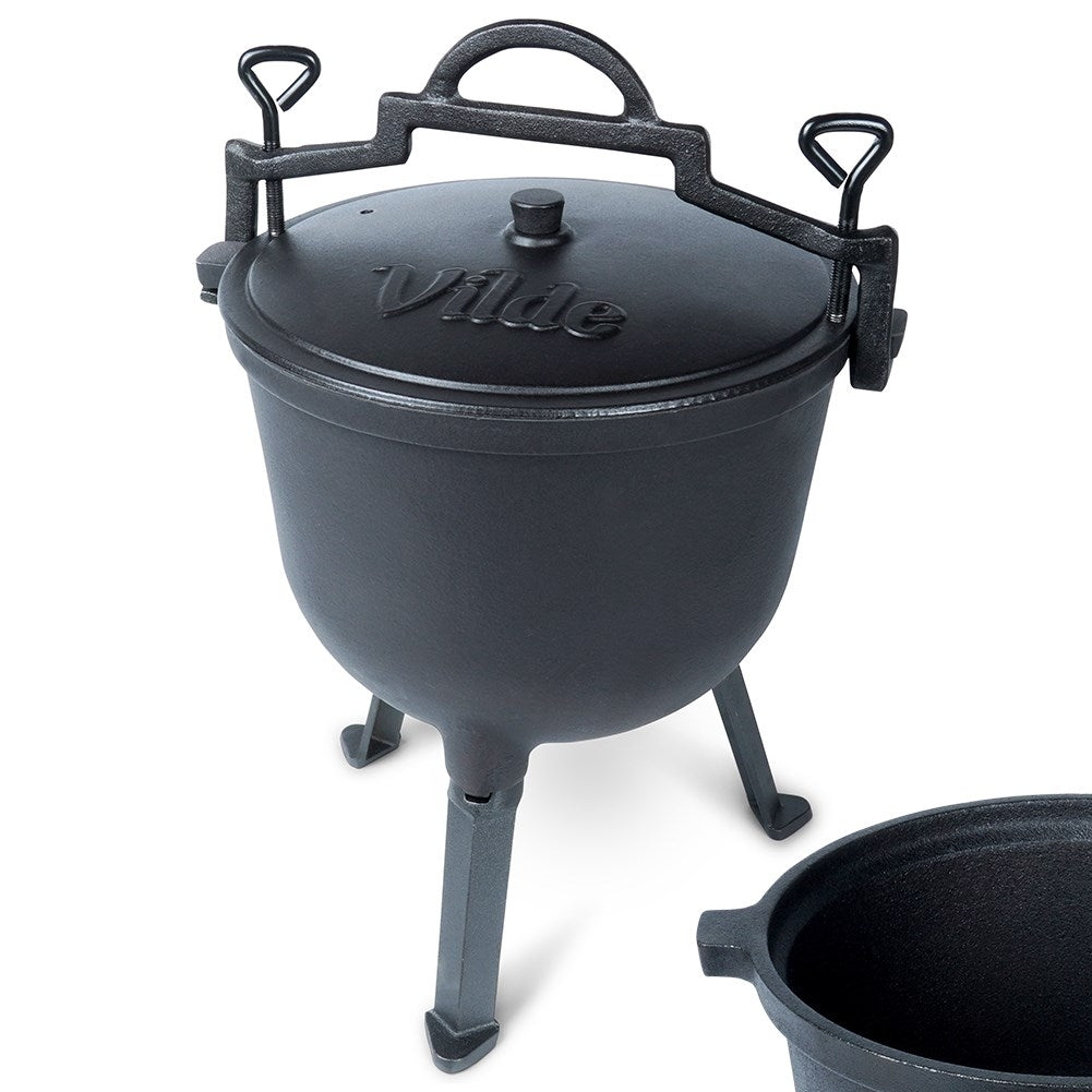 Cast iron pot on legs with lid - 10 litres