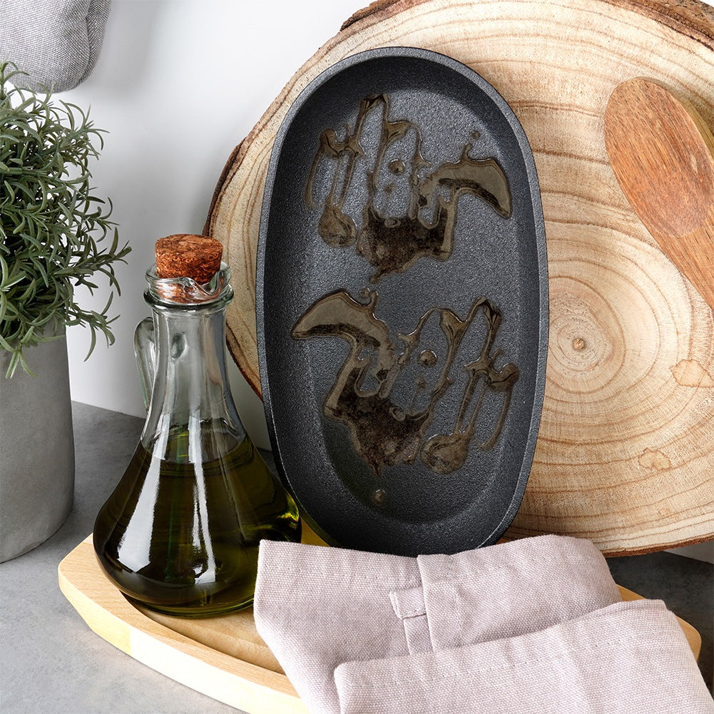 Cast iron serving pan with board CAST LINE 24x14 cm