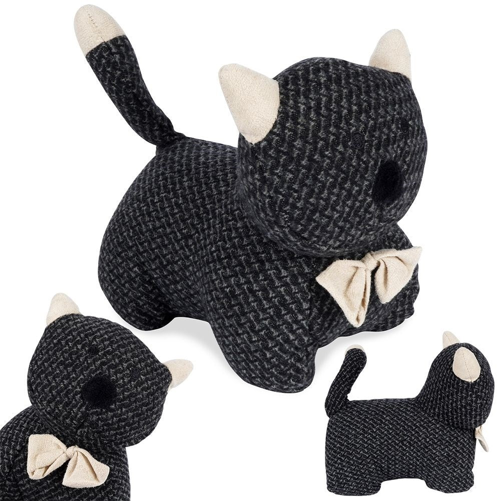 Cat door stop: Protects against slamming doors in the children's room