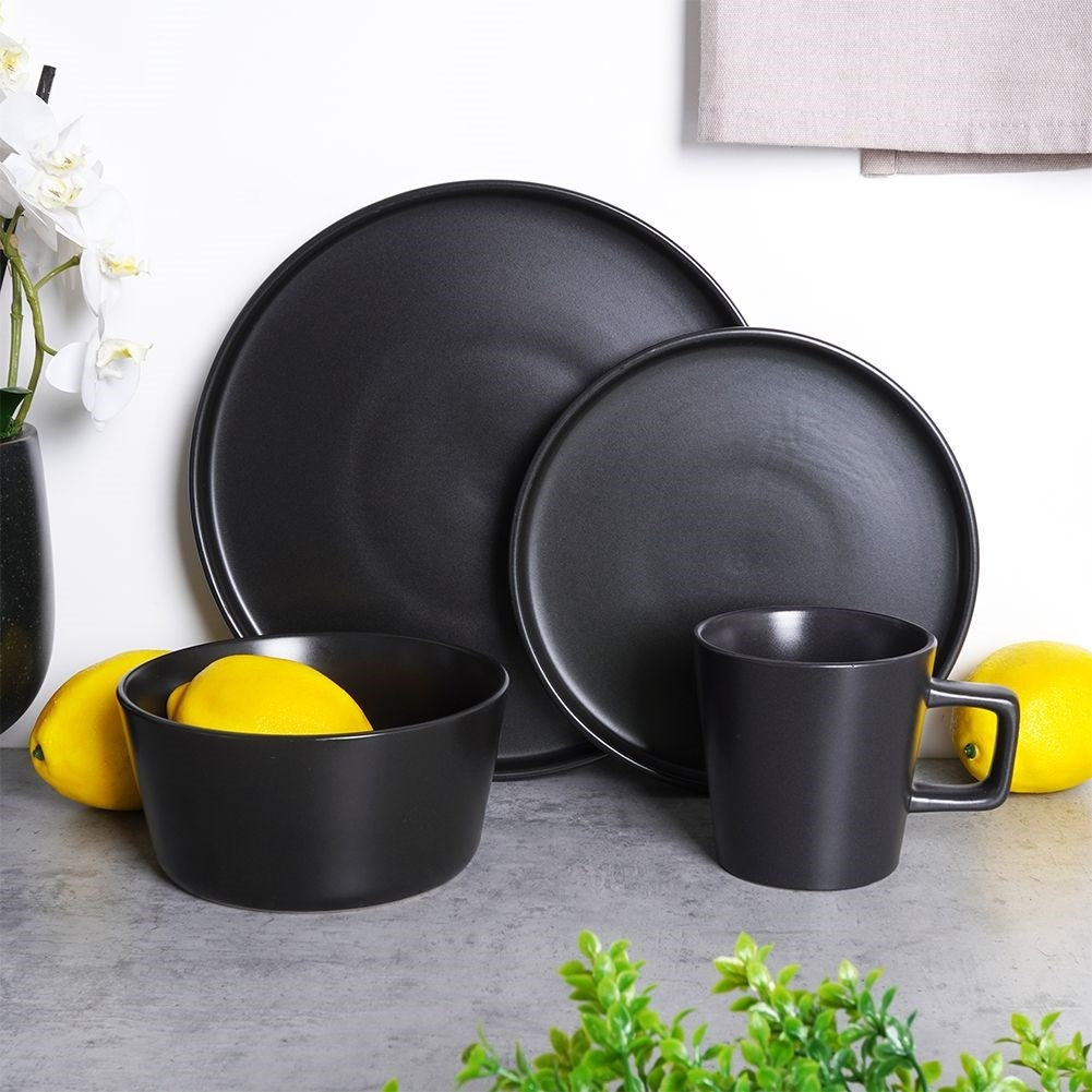 Ceramic 16-piece set for 4, matt black, dishwasher safe