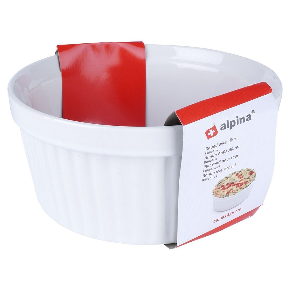 Ceramic baking dish: Perfect for gratins and desserts