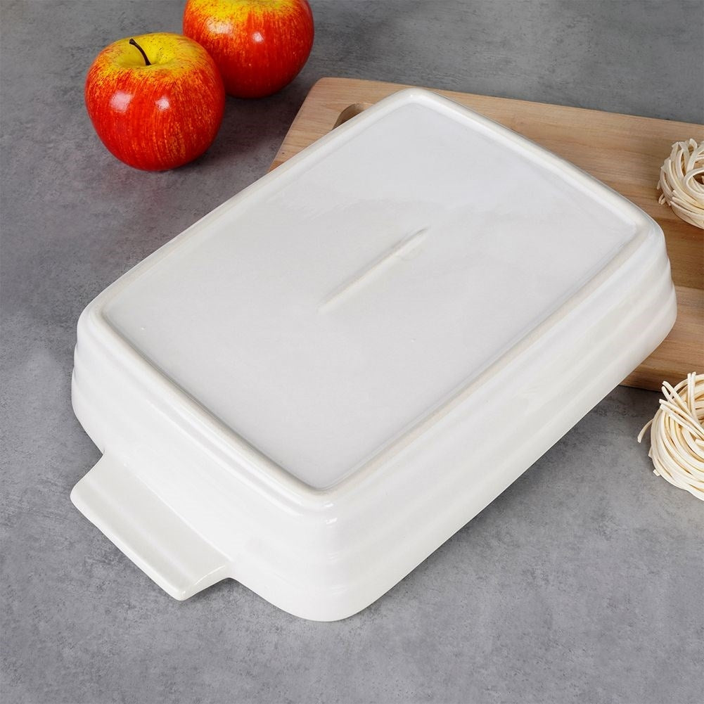 Ceramic baking dish for lasagna, gratins and desserts
