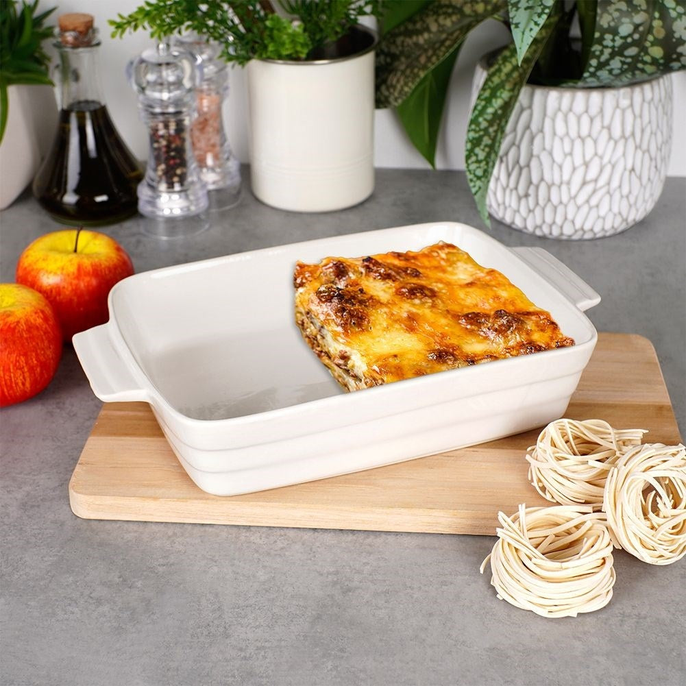 Ceramic baking dish for lasagna, gratins and desserts