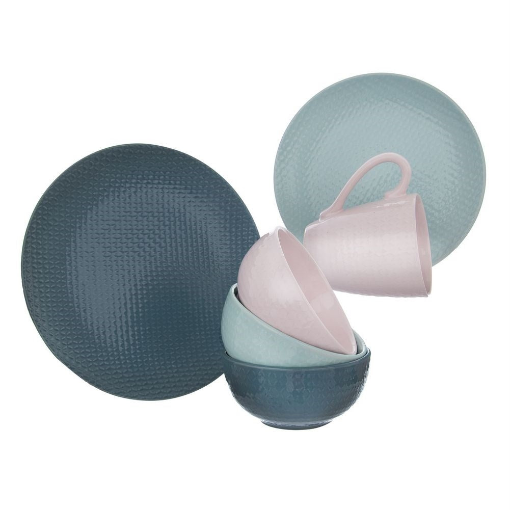 Ceramic bowls with relief patterns - modern design and trendy colors