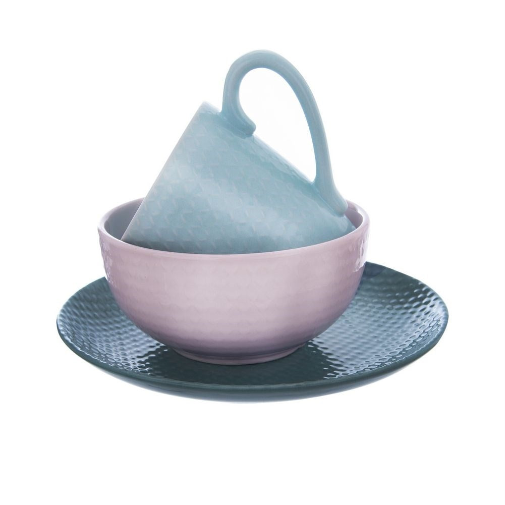 Ceramic bowls with relief patterns - modern design and trendy colors