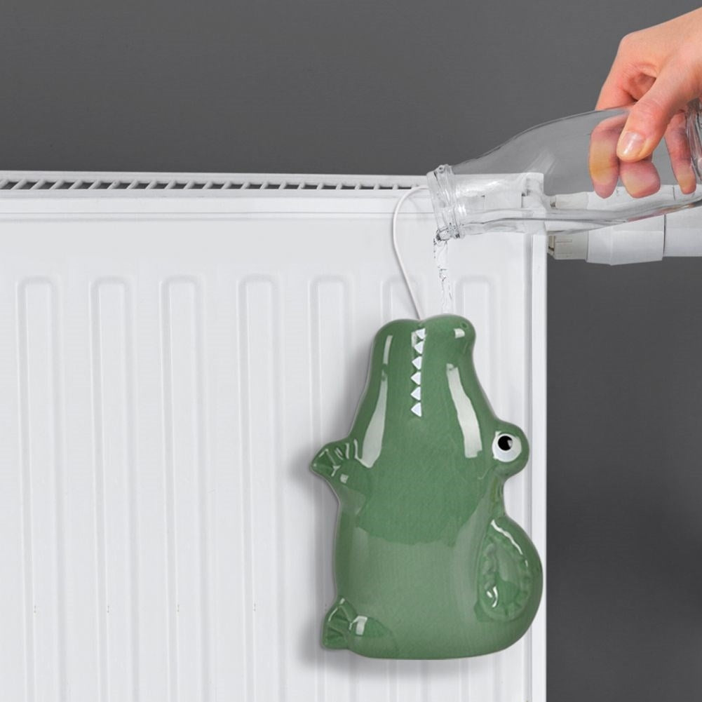 Ceramic crocodile humidifier for the children's room