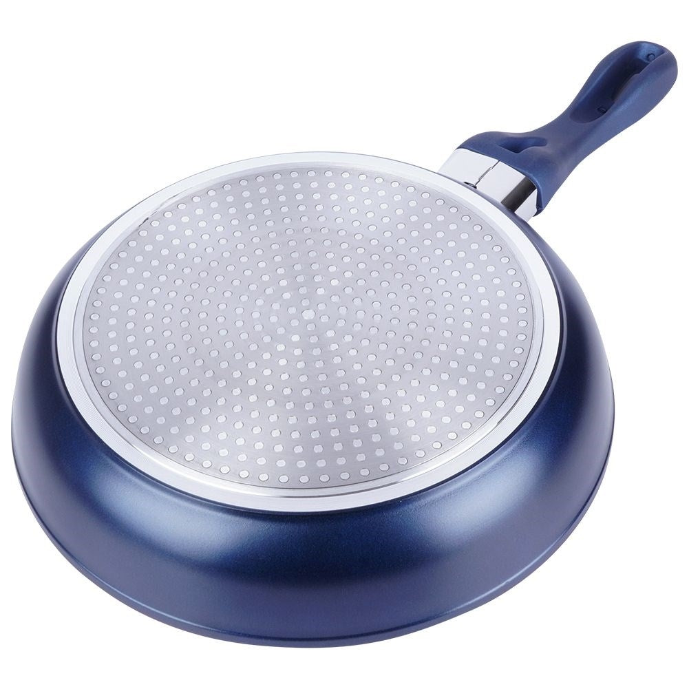 Ceramic frying pan with diamond crystals - durable & robust
