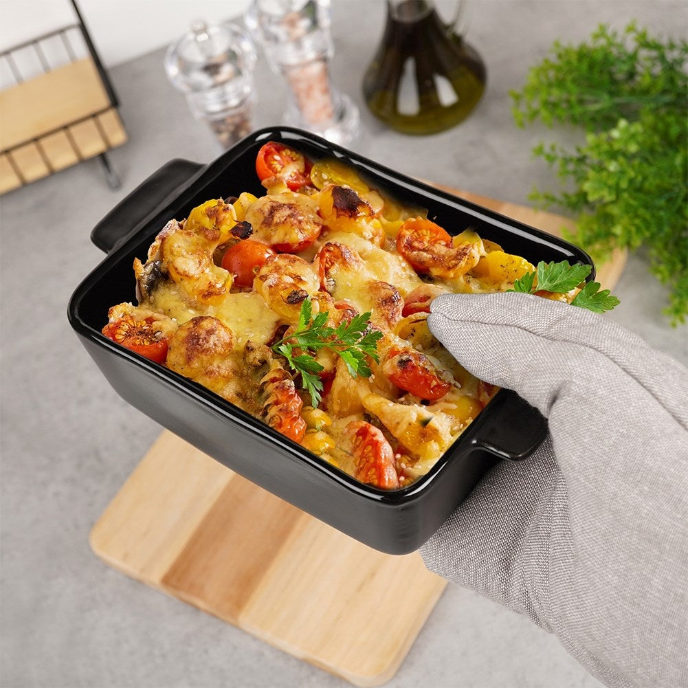 Ceramic oven dish for lasagna, potatoes, vegetables, desserts