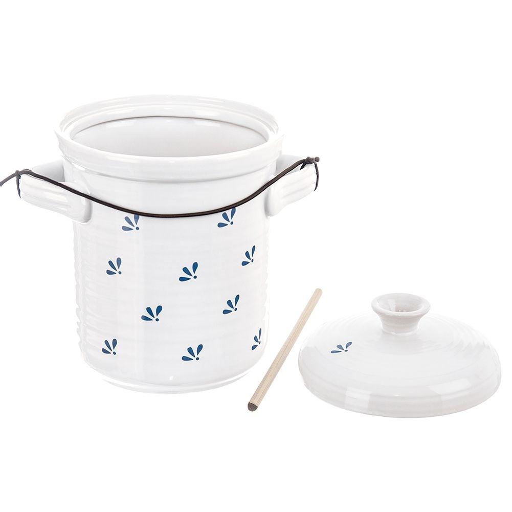 Ceramic pot for pickling vegetables - durable and stylish