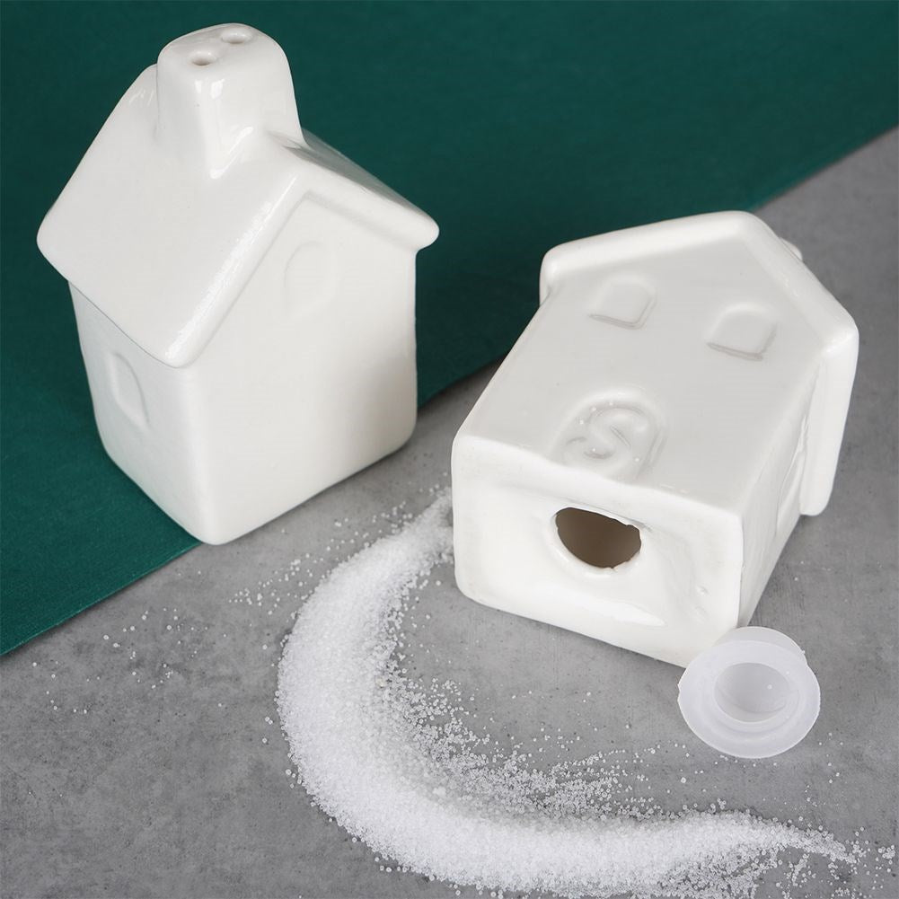 Ceramic salt and pepper shakers 2 pcs.
