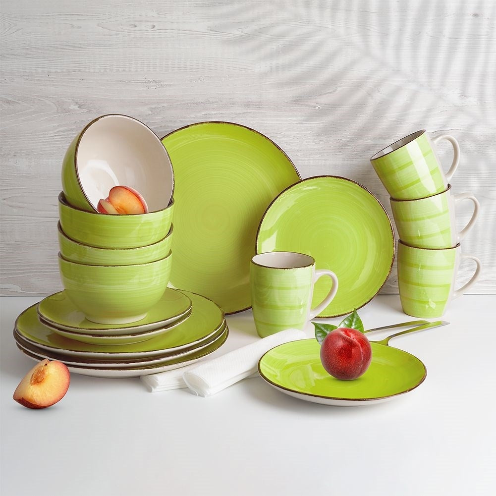 Ceramic set 16 parts for 4 people in trendy green-beige