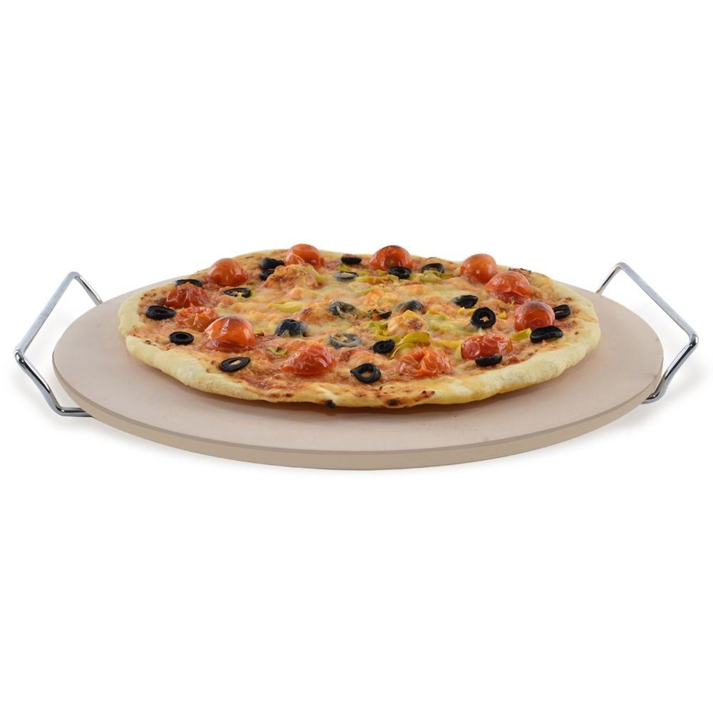 Chamotte pizza stone for crispy and evenly baked pizza